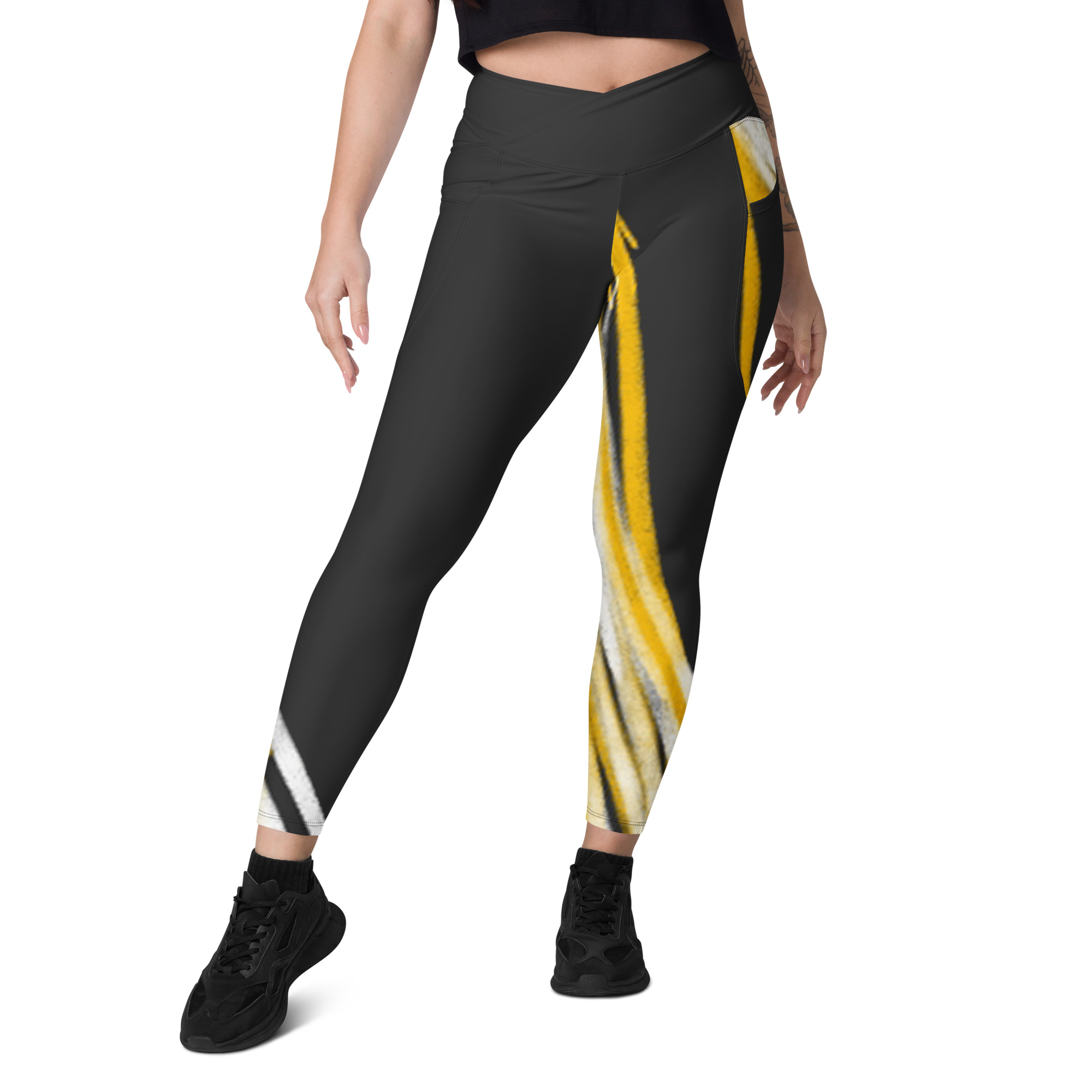 Crossover leggings with pockets